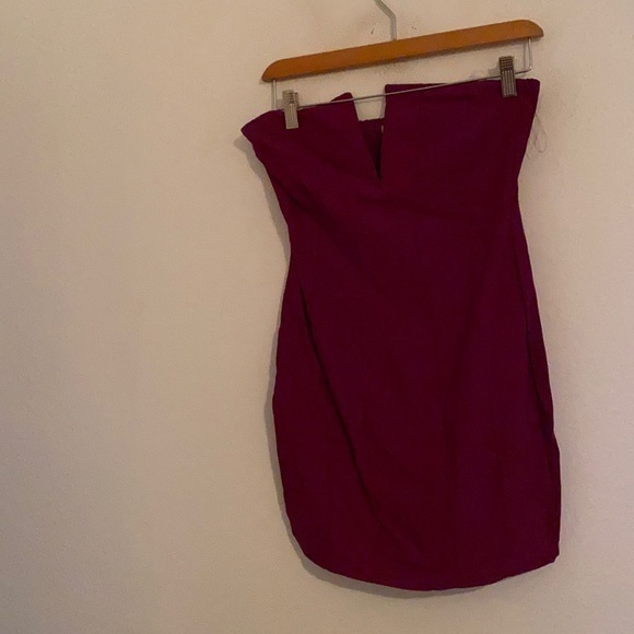 CHARLOTTE RUSSE RED/PURPLE DRESS SIZE MEDIUM - Picture 1 of 3